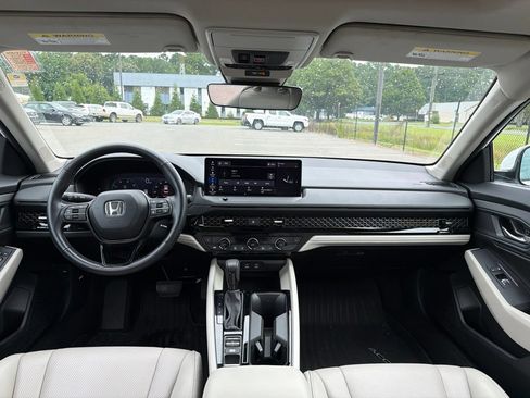 Used 2024 Honda Accord EX-L image 8