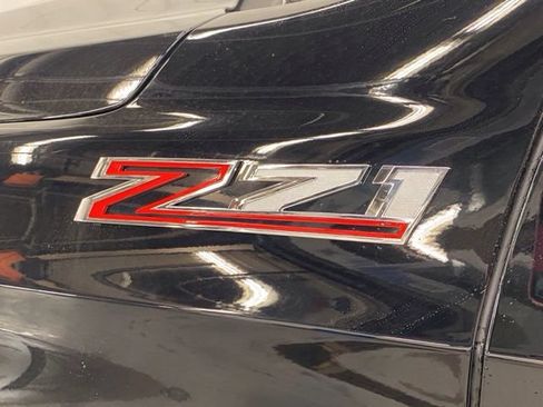 Used 2026 Chevrolet Suburban Z71 AWD/4WD image 36