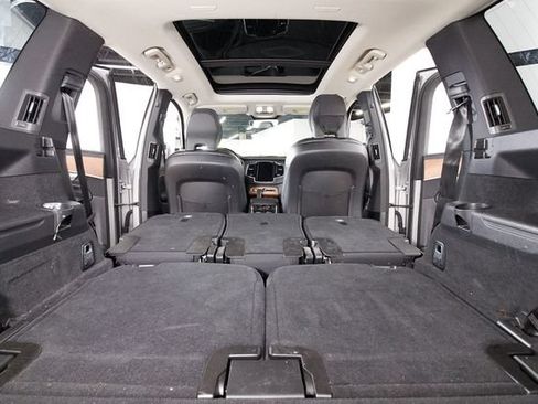 Certified 2023 Volvo XC90 B5 Plus w/ Protection Package Premier AWD/4WD image 29