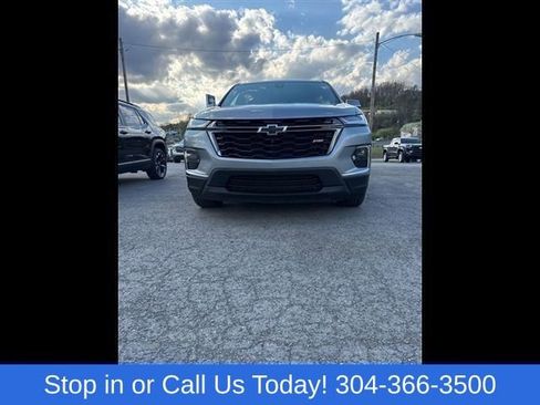 Used 2023 Chevrolet Traverse RS w/ LPO, Floor Liner Package AWD/4WD image 2