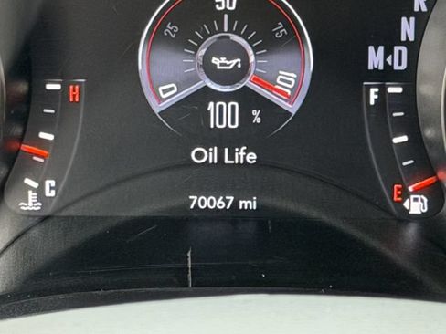 Used 2022 Dodge Challenger GT AWD/4WD image 14
