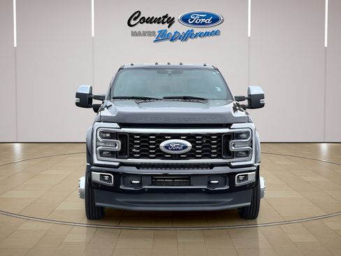 Used 2024 Ford F450 Platinum AWD/4WD image 5