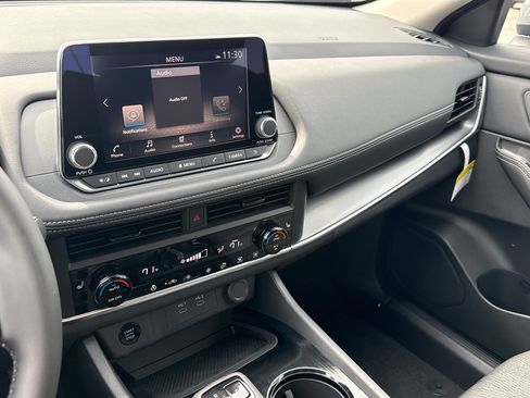 New 2026 Nissan Rogue SV AWD/4WD image 21
