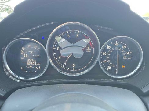 Used 2017 MAZDA MX-5 Miata Sport RWD image 14