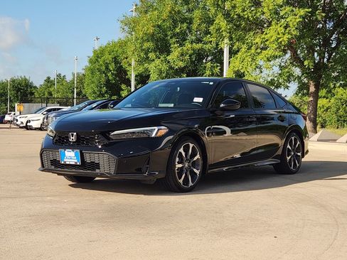 Used 2025 Honda Civic Sport image 3