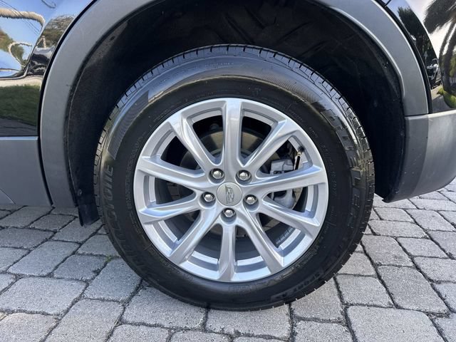 Used 2023 Cadillac XT4 Luxury FWD image 11