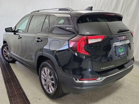 Used 2023 GMC Terrain SLT image 7