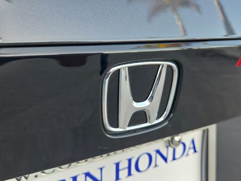 Used 2025 Honda Accord EX-L image 37