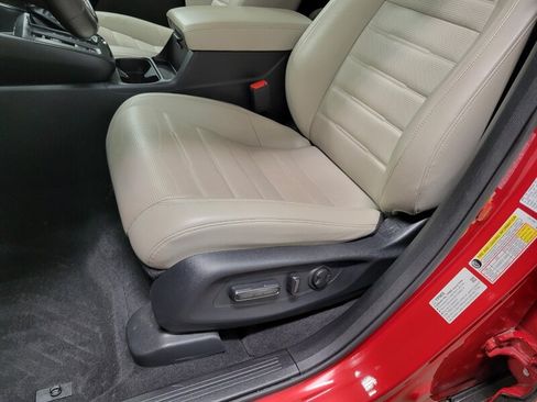 Used 2024 Honda CR-V EX-L image 29