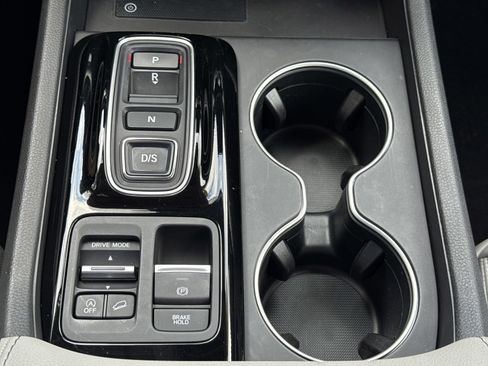 Used 2023 Honda Pilot Touring image 34