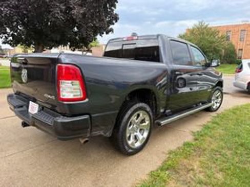 Used 2019 RAM 1500 Big Horn AWD/4WD image 2
