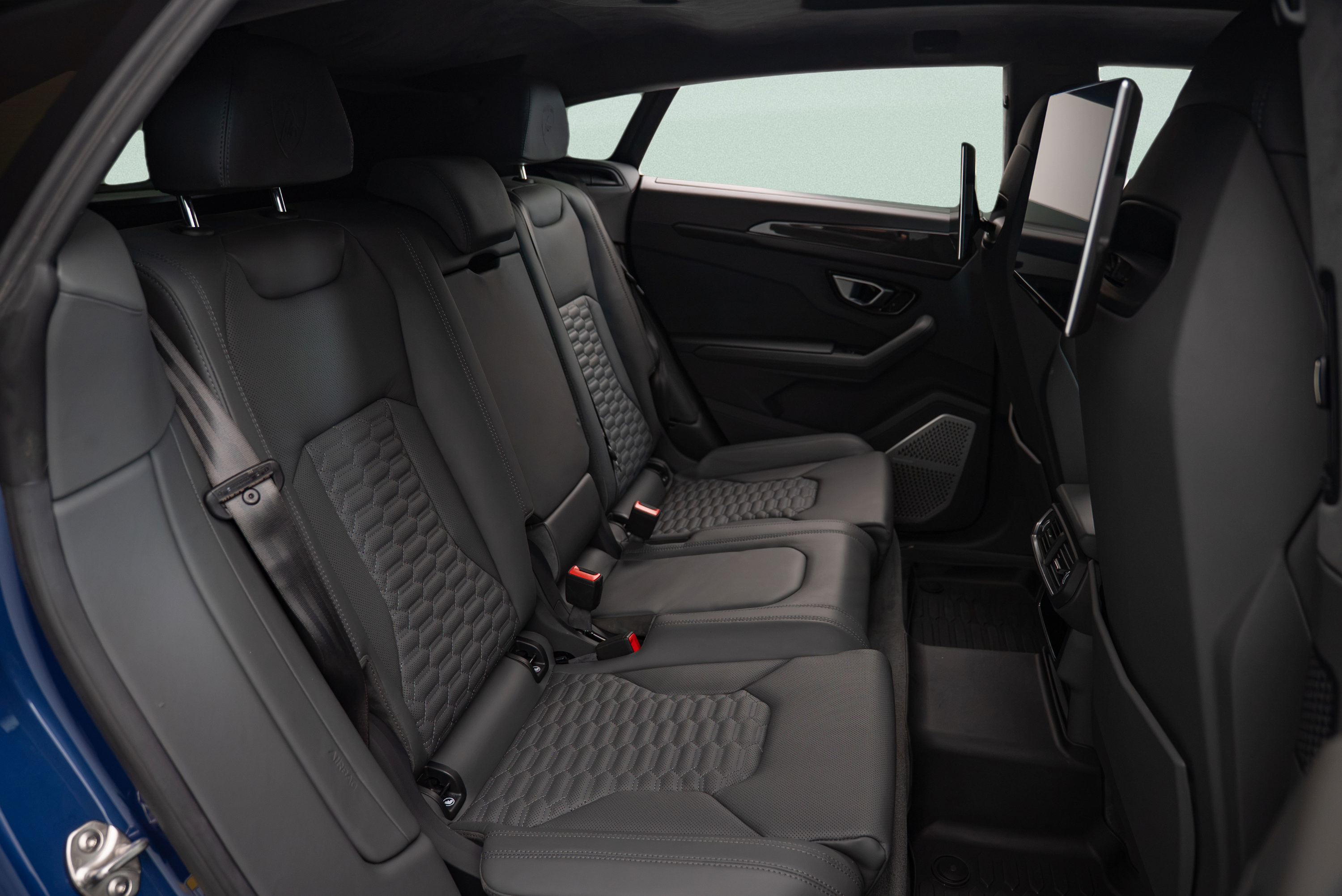 Used 2024 Lamborghini Urus S AWD/4WD image 13