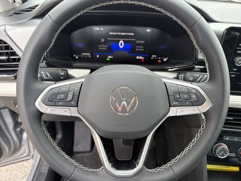 New 2026 Volkswagen Taos S image 15