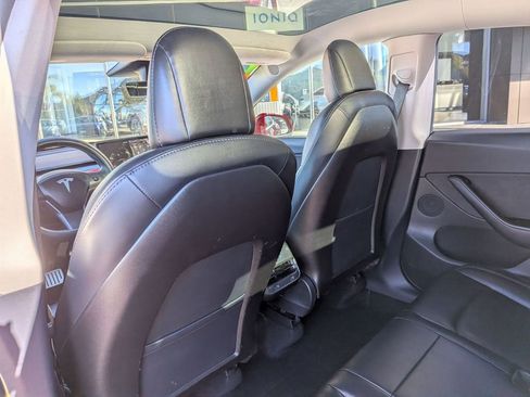 Used 2020 Tesla Model Y Performance image 25