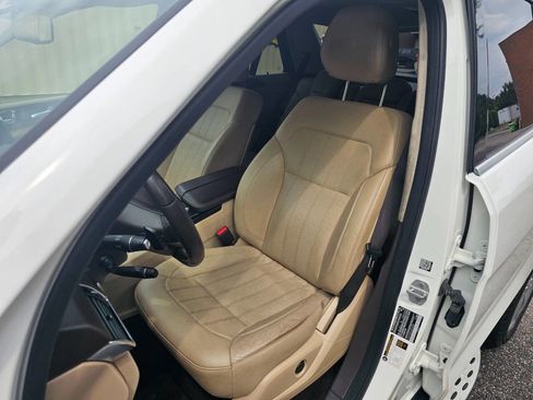 Used 2018 Mercedes-Benz GLE 350 w/ Premium 1 Package image 15