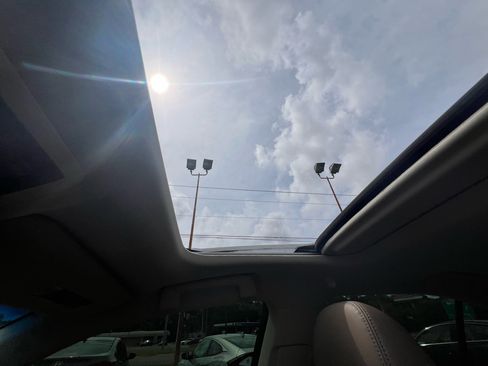 Used 2016 Lexus GS 200t image 49