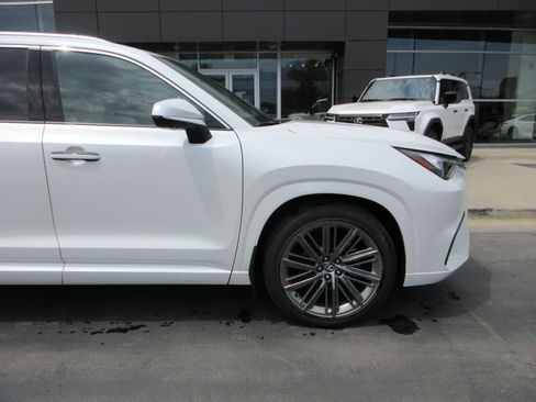 Used 2025 Lexus TX 350 AWD w/ Technology Package image 12