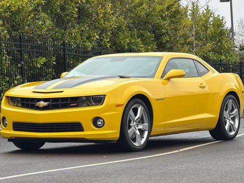 Used 2010 Chevrolet Camaro SS w/ RS Package image 8