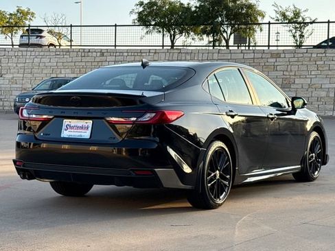 Used 2026 Toyota Camry SE w/ Convenience Package FWD image 7
