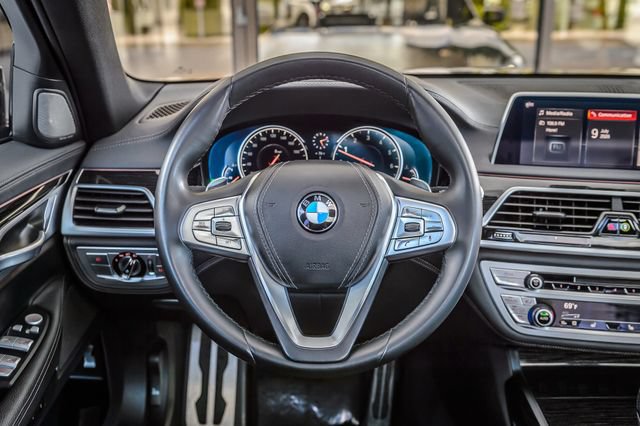 Used 2019 BMW 740i w/ M Sport Package RWD image 28