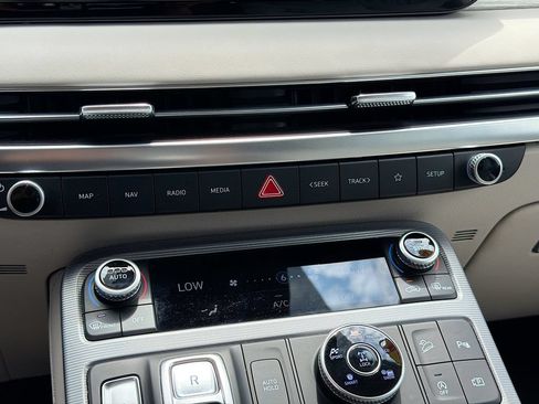 Used 2024 Hyundai Palisade Calligraphy AWD/4WD image 36