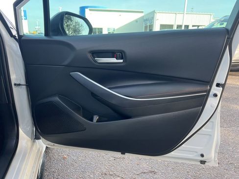 Used 2024 Toyota Corolla SE image 11