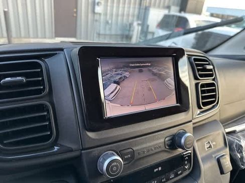 Used 2024 RAM ProMaster 2500 w/ Convenience Group image 12