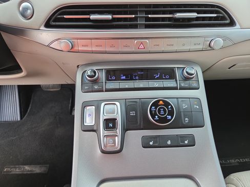 Used 2020 Hyundai Palisade SEL AWD/4WD image 25
