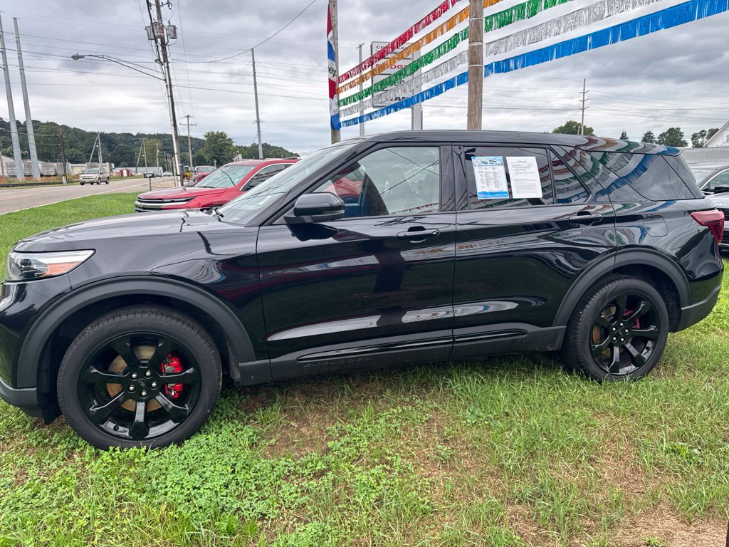 Used 2022 Ford Explorer ST w/ ST Street Pack AWD/4WD image 5