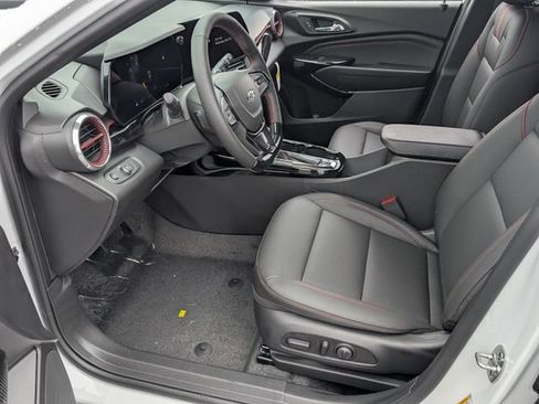 New 2026 Chevrolet Trax RS w/ Driver Confidence Package FWD image 5