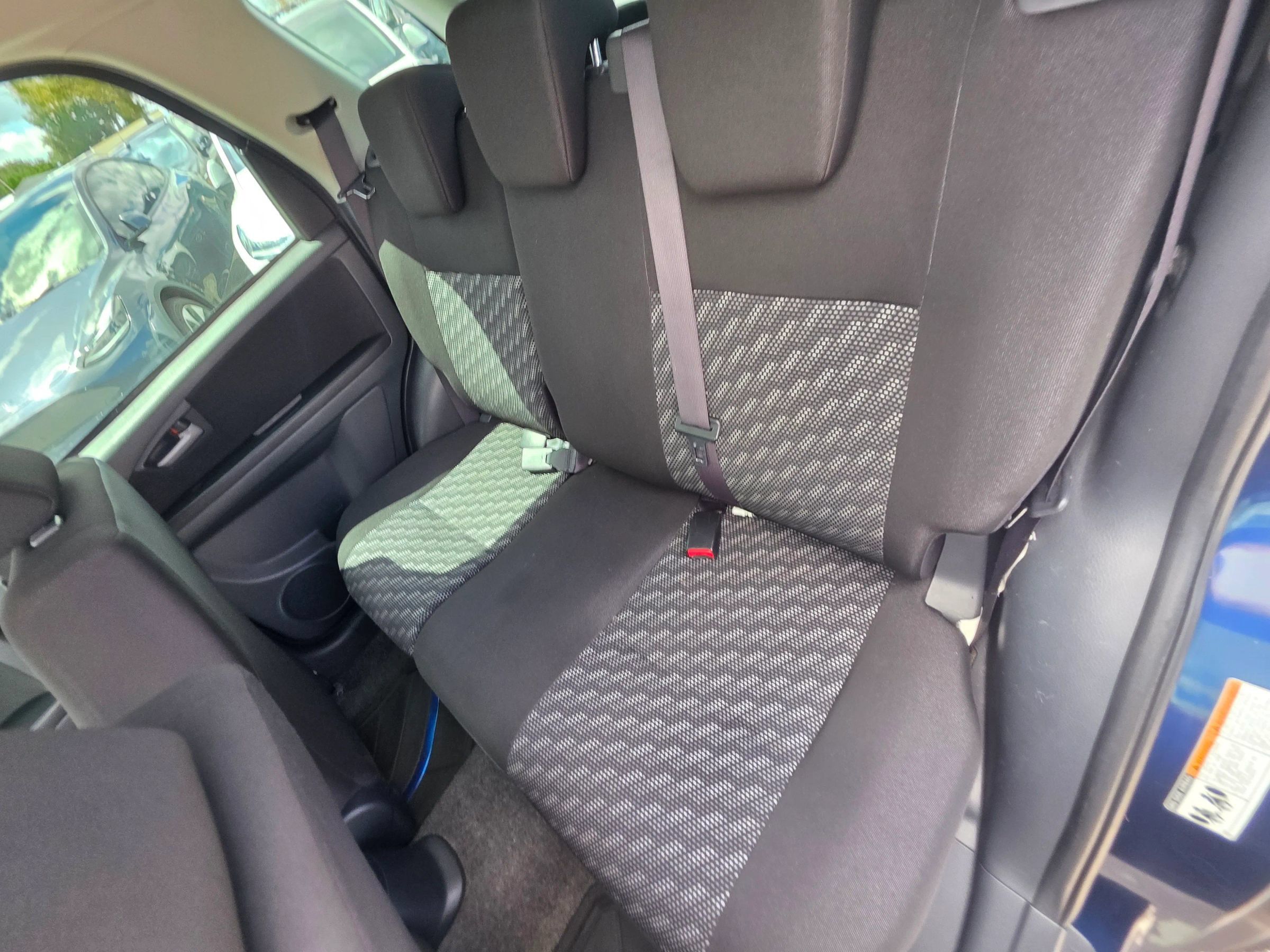 Used 2008 Suzuki SX4 Hatchback FWD image 16