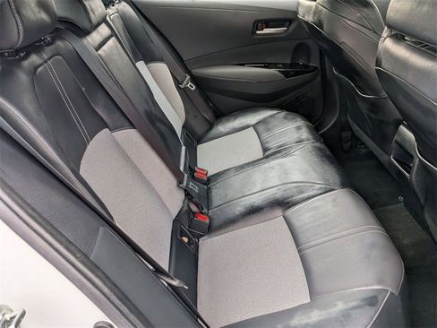 Used 2022 Toyota Corolla XSE image 28