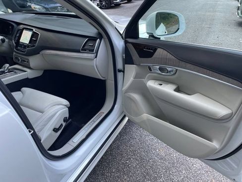 Certified 2024 Volvo XC90 B6 Ultimate AWD/4WD image 14