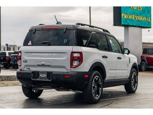 New 2026 Ford Bronco Sport Outer Banks w/ Outer Banks Tech Package+ AWD/4WD image 4