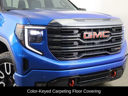Used 2023 GMC Sierra 1500 AT4 w/ AT4 Premium Package AWD/4WD image 46