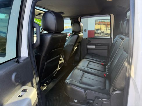 Used 2015 Ford F350 Lariat w/ Chrome Package image 28