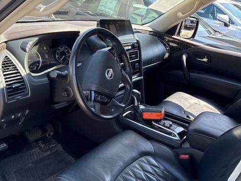 Used 2022 Nissan Armada Platinum AWD/4WD image 3
