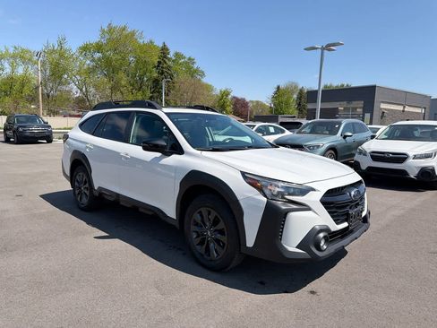 Certified 2024 Subaru Outback Onyx Edition AWD/4WD image 15