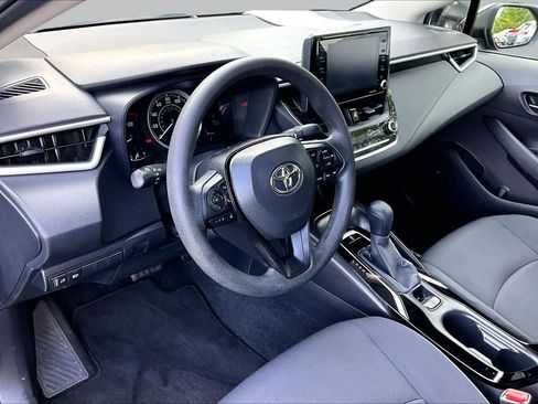 Certified 2022 Toyota Corolla LE w/ Carpet Mat Package (TMS) FWD image 16
