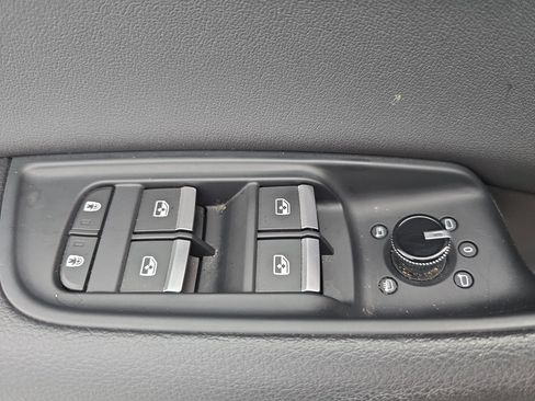 Used 2021 Audi Q8 Premium Plus image 55