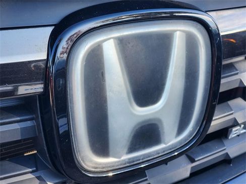 Used 2017 Honda Ridgeline Black Edition image 7