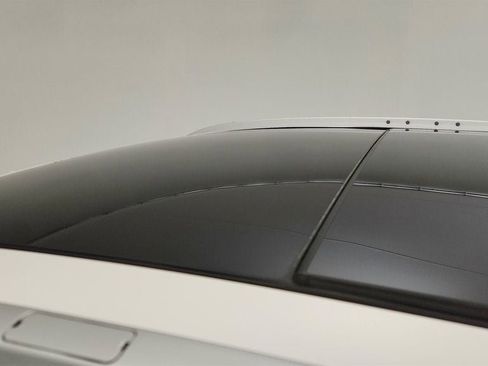 Used 2023 Acura MDX SH-AWD w/ Advance Package image 10