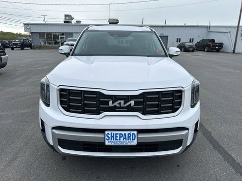 Used 2025 Kia Telluride S FWD image 2