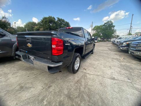 Used 2018 Chevrolet Silverado 1500 LT w/ LT Eassist Package RWD image 8
