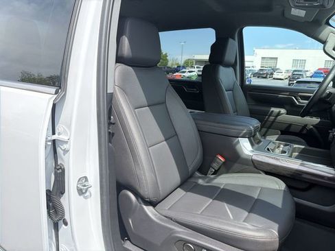 Certified 2025 Chevrolet Silverado 3500 LTZ w/ LTZ Premium Package AWD/4WD image 18