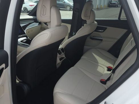 Certified 2026 Mercedes-Benz GLC 300 image 22