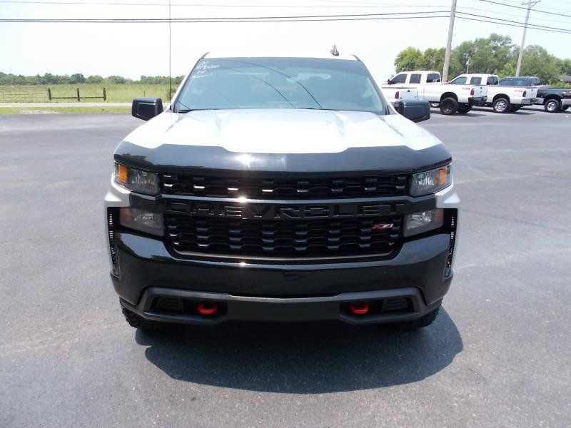 Used 2021 Chevrolet Silverado 1500 Custom Trail Boss w/ LPO, Dark Essentials Package AWD/4WD image 9