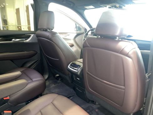 Certified 2024 Cadillac XT6 Premium Luxury w/ LPO, Floor Liner Package image 33