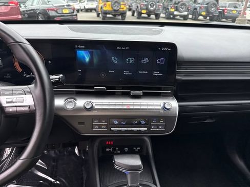 Used 2024 Hyundai Kona SEL AWD/4WD image 21