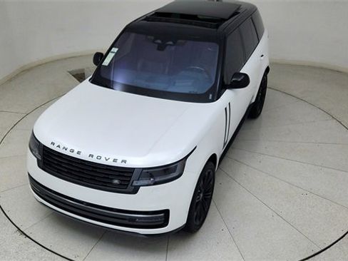 Used 2023 Land Rover Range Rover SE image 79